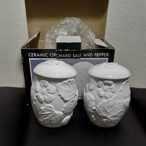 Pacific Rim Ceramic Orchard Salt & Pepper Shakers